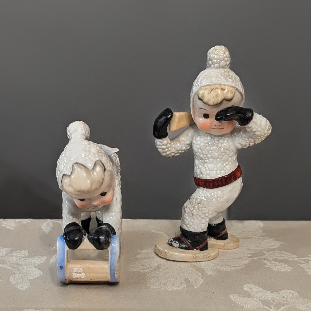 Set of 2 VTG Norcrest Japan Snow Baby Angels Skiing Sledding Figurines Aroalt